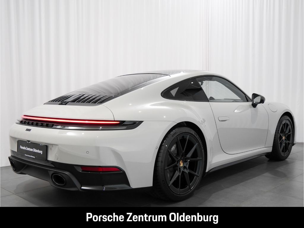 Porsche 992 2025