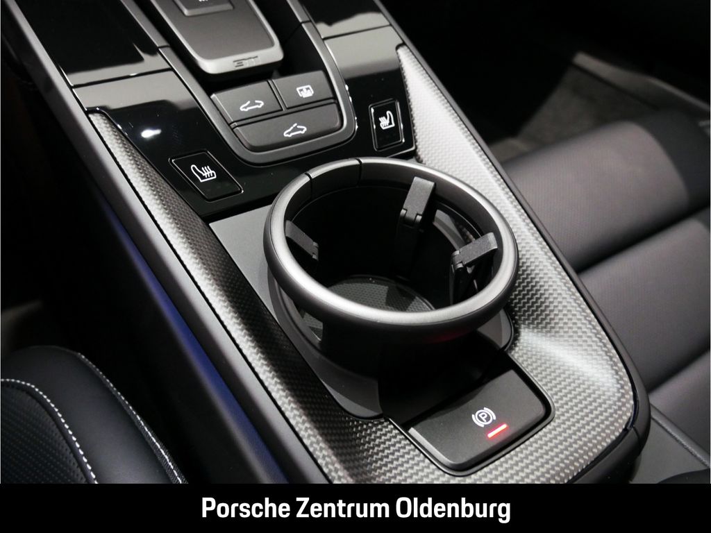 Porsche 992 2025