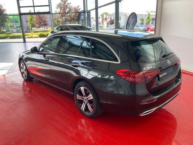 Mercedes-Benz C 300 2024