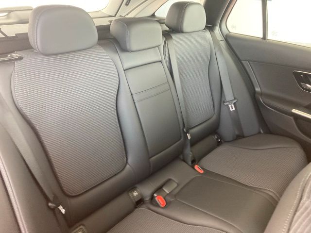 Mercedes-Benz C 300 2024