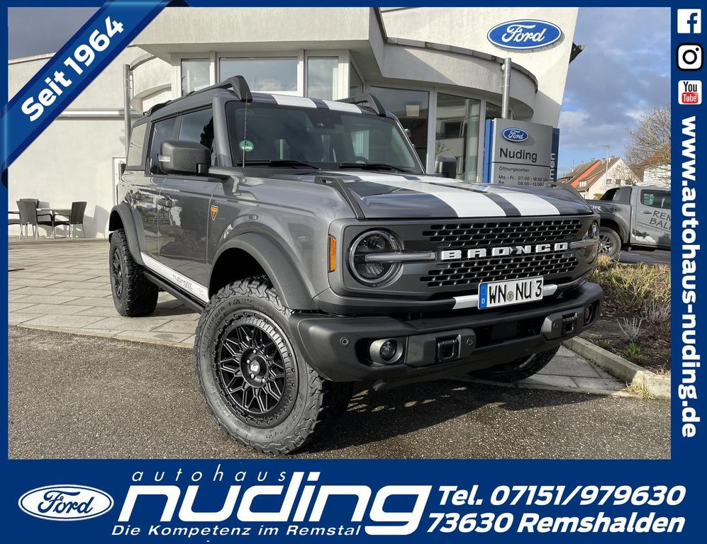 Ford Bronco 2024