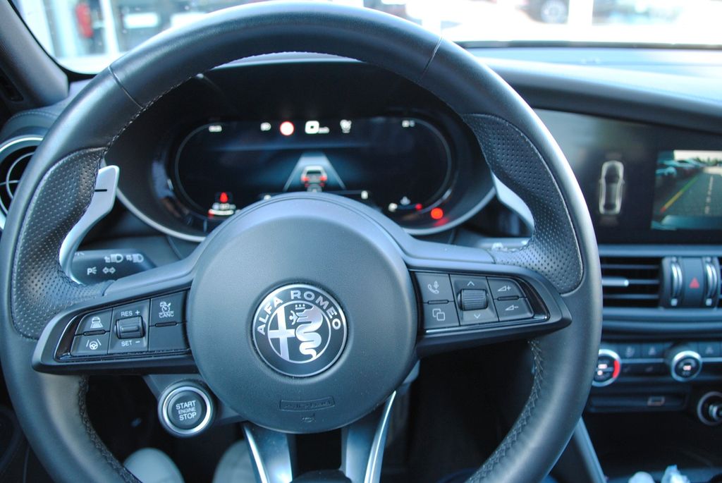 Alfa Romeo Giulia 2023