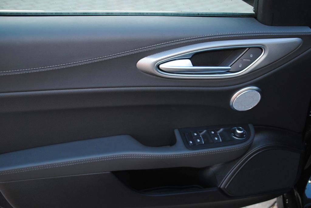 Alfa Romeo Giulia 2023