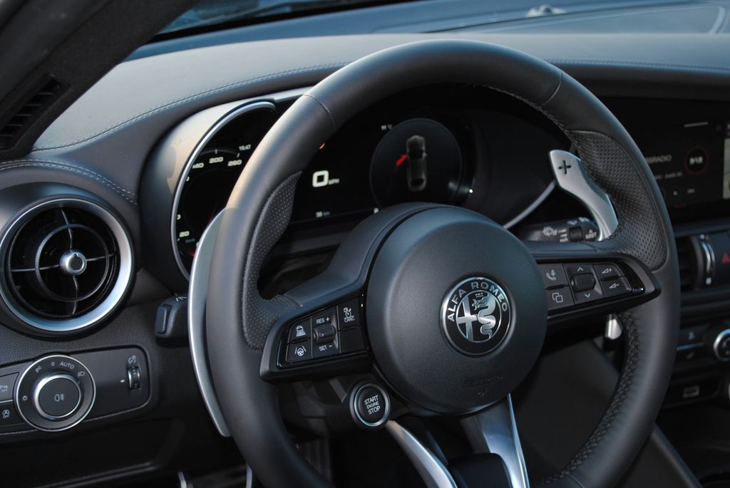 Alfa Romeo Giulia 2023