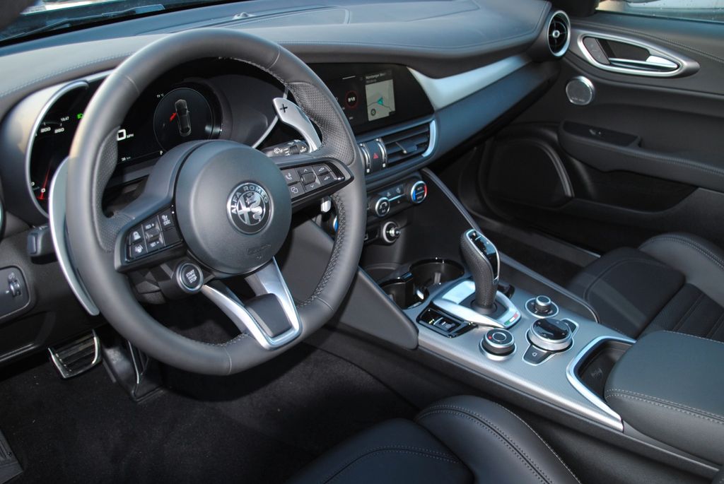 Alfa Romeo Giulia 2023