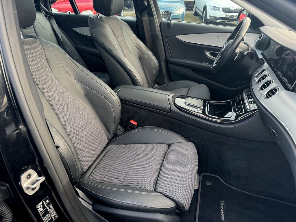 Mercedes-Benz E 300 2021