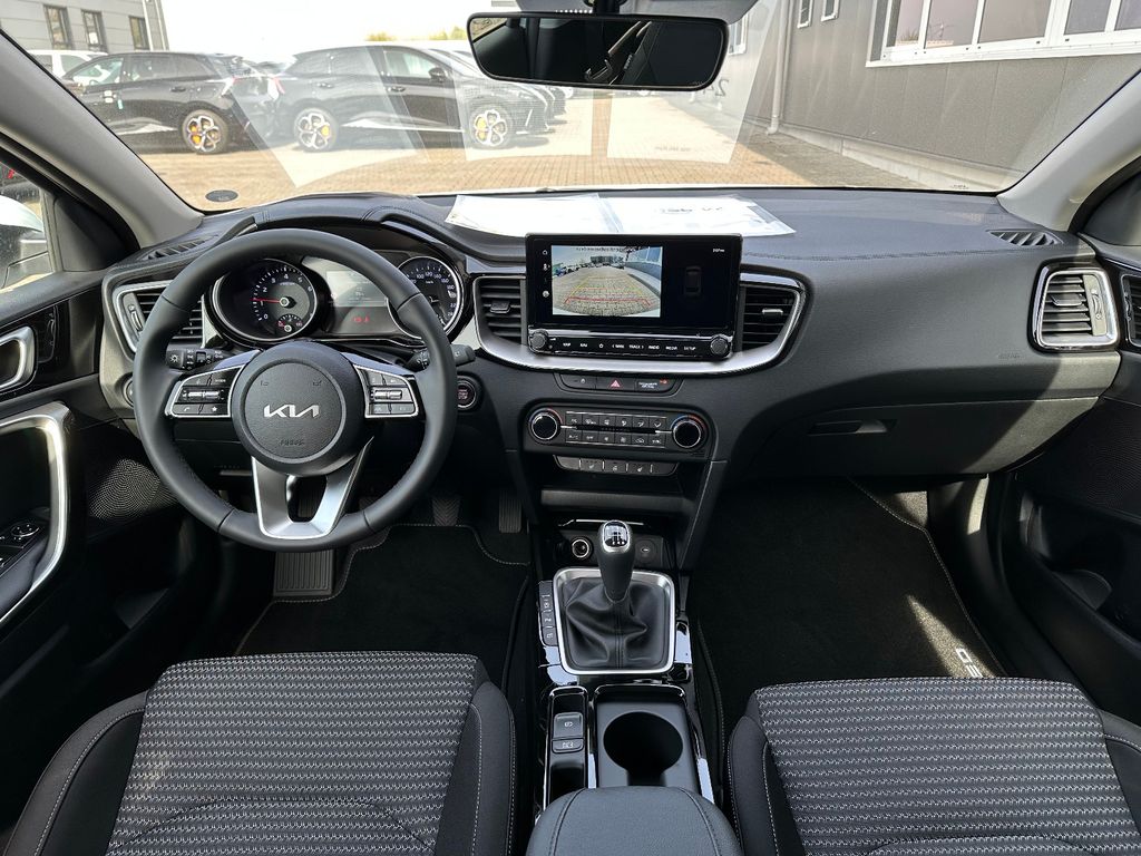 Kia cee'd / Ceed 2025
