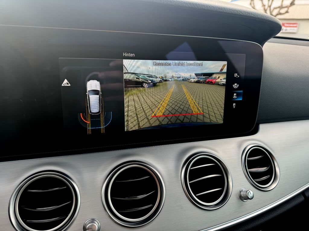 Mercedes-Benz E 300 2021