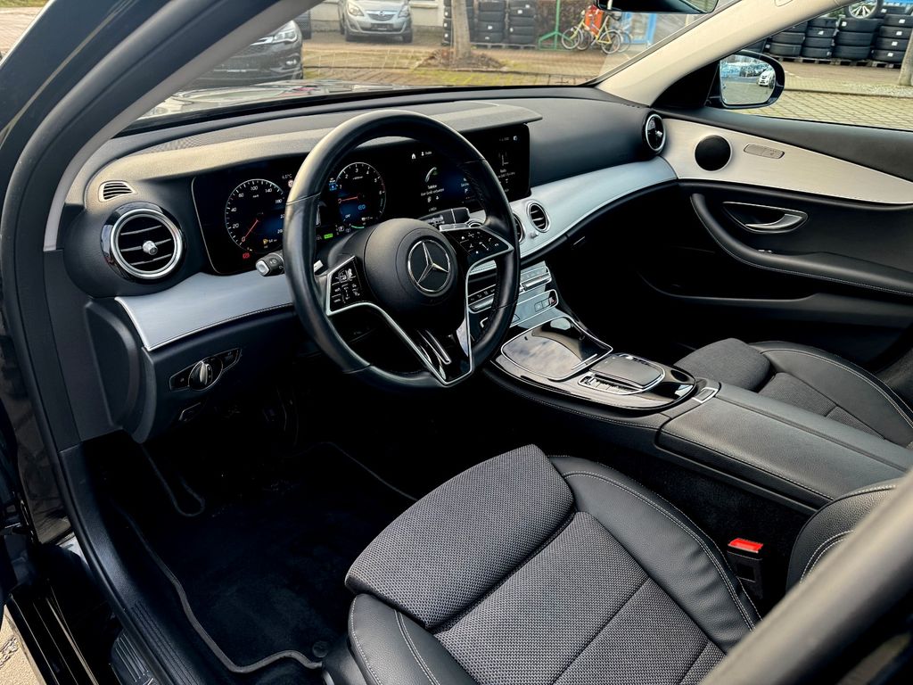 Mercedes-Benz E 300 2021