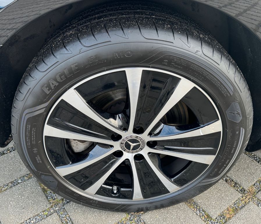 Mercedes-Benz E 300 2021