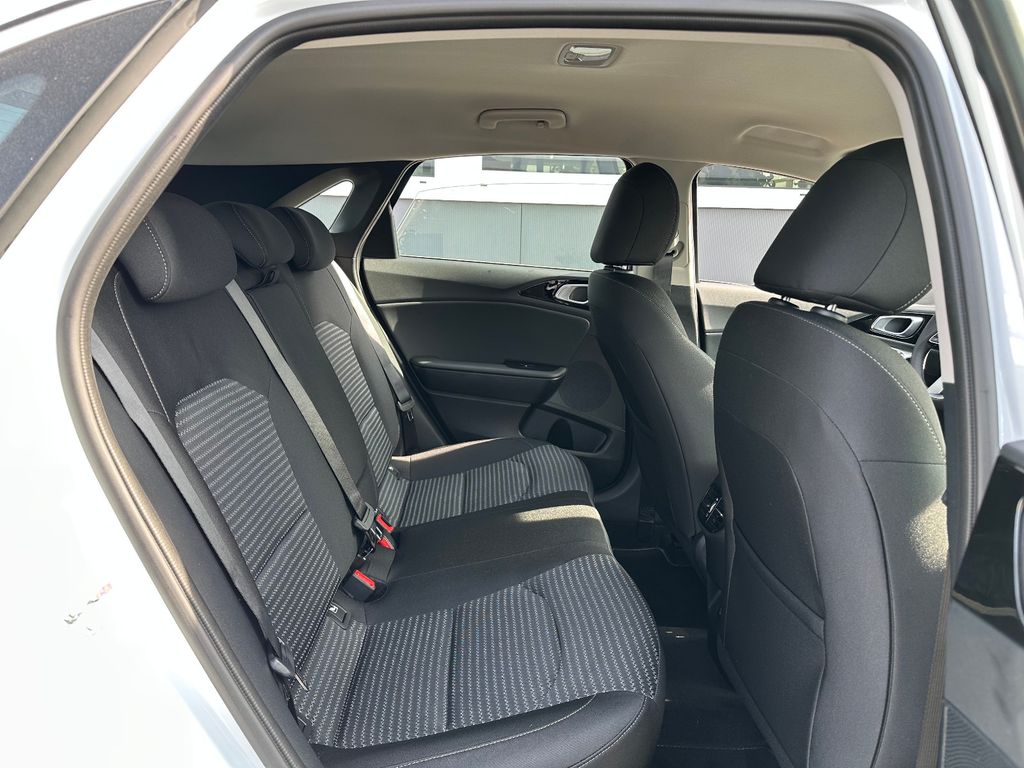 Kia cee'd / Ceed 2025