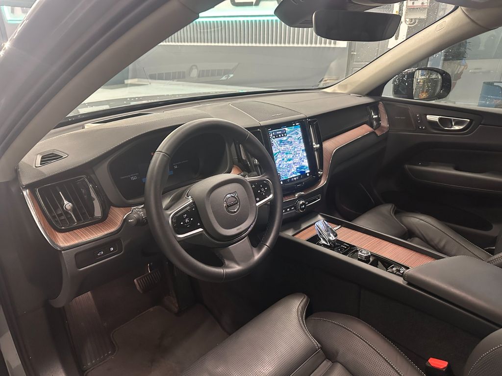 Volvo XC60 2024