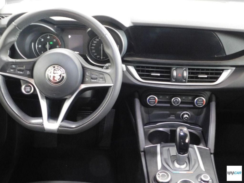 Alfa Romeo Stelvio 2018