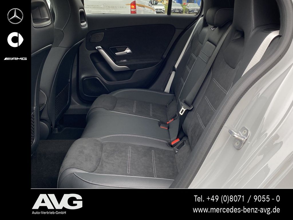 Mercedes-Benz A 180 2025