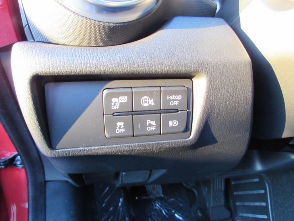 Mazda MX-5 2025