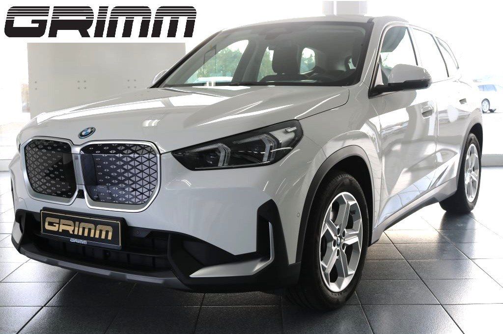 BMW iX1 2023