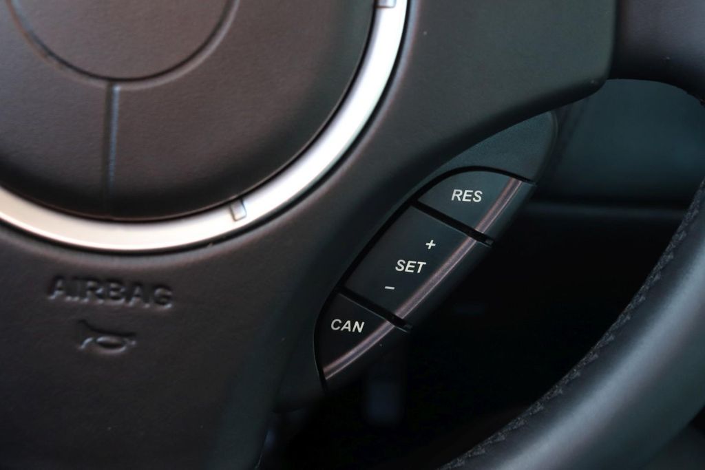 Aston Martin DB9 2012