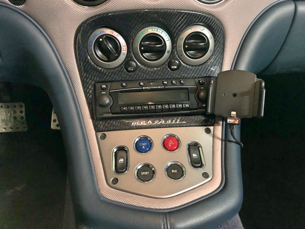 Maserati Spyder 2005