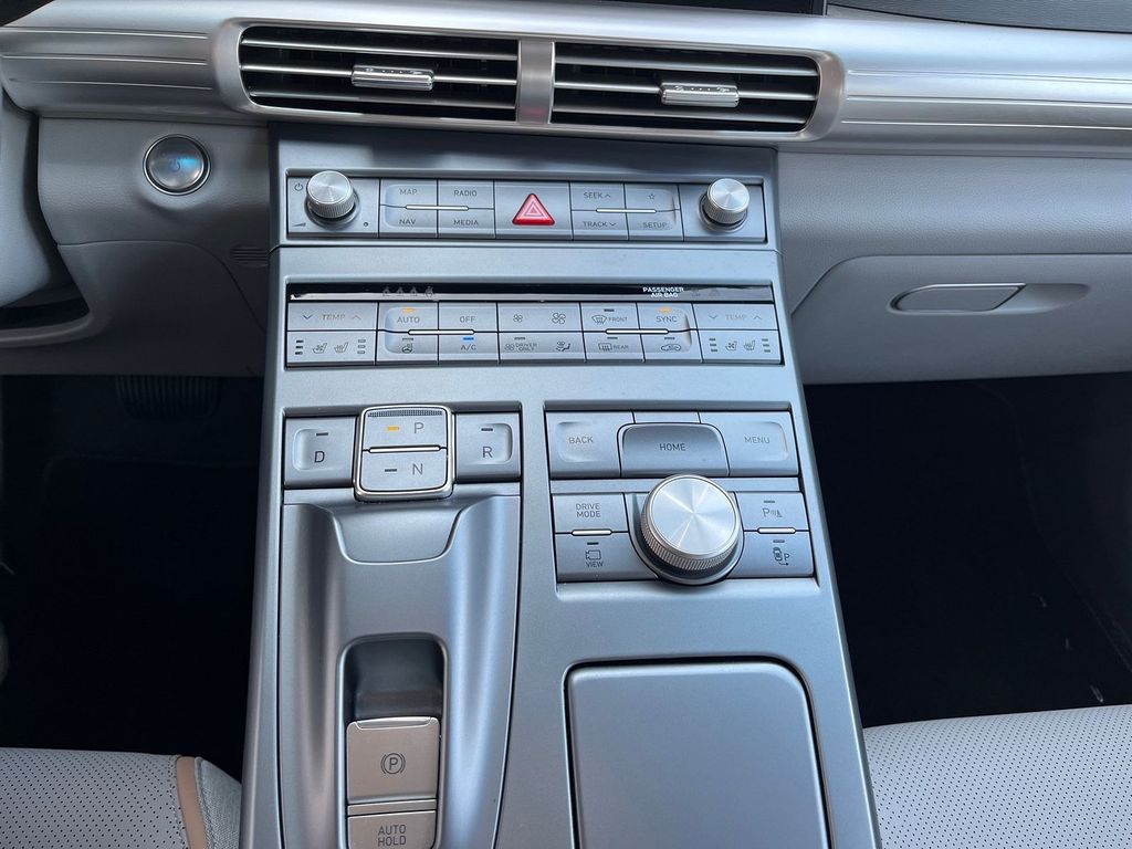 Hyundai NEXO 2022