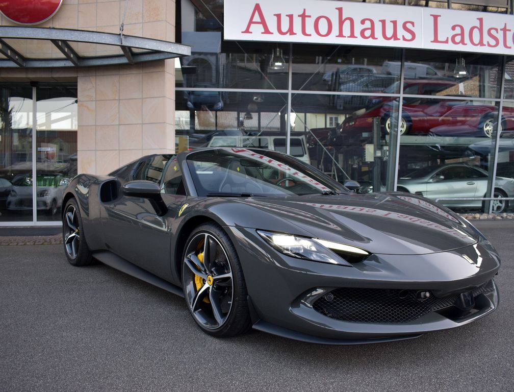 Ferrari 296 GTS 2024