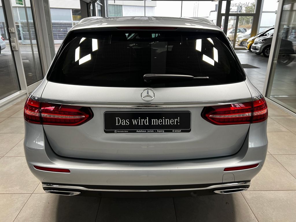 Mercedes-Benz E 200 2022