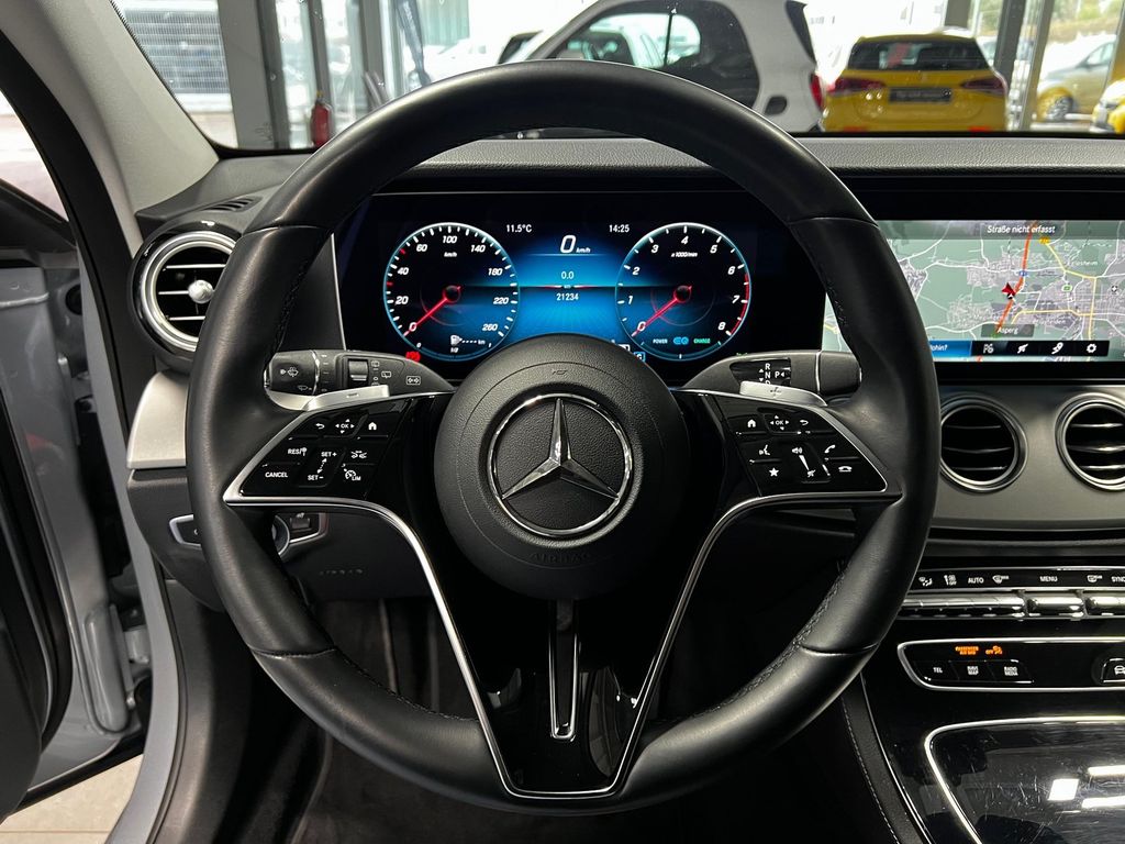 Mercedes-Benz E 200 2022