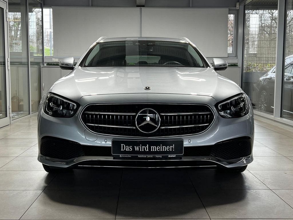Mercedes-Benz E 200 2022