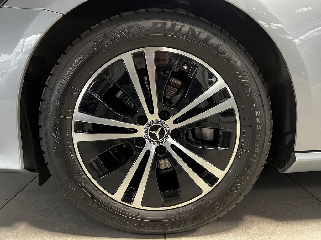 Mercedes-Benz E 200 2022