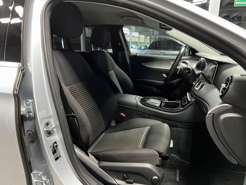 Mercedes-Benz E 200 2022