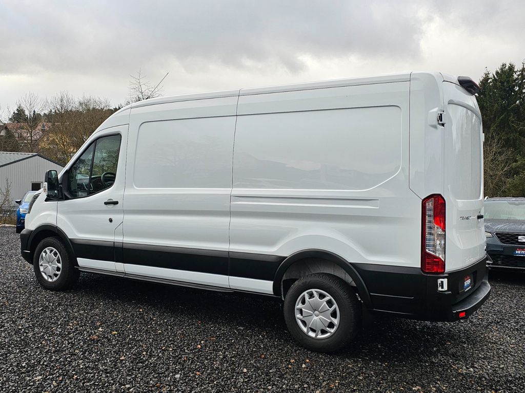 Ford Transit 2023