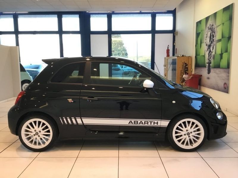 Abarth 595 2024