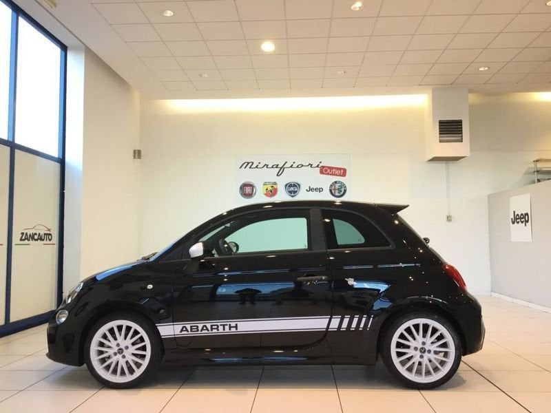 Abarth 595 2024