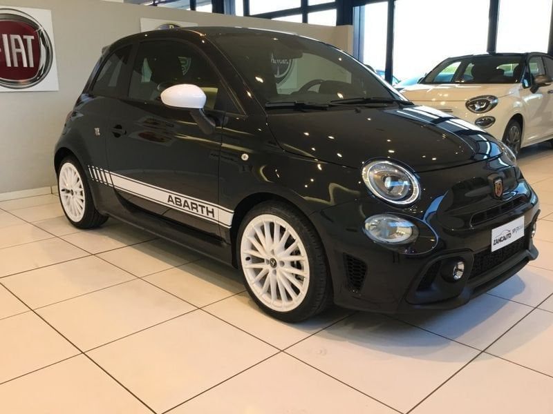 Abarth 595 2024