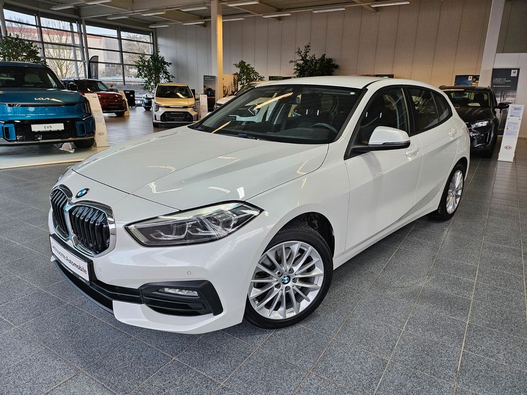 BMW 120 2021