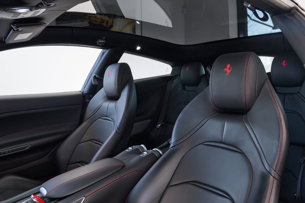 Ferrari GTC4Lusso 2020