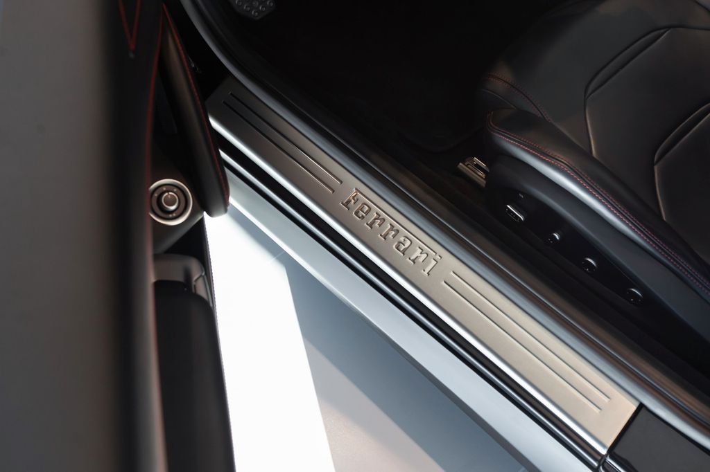 Ferrari GTC4Lusso 2020