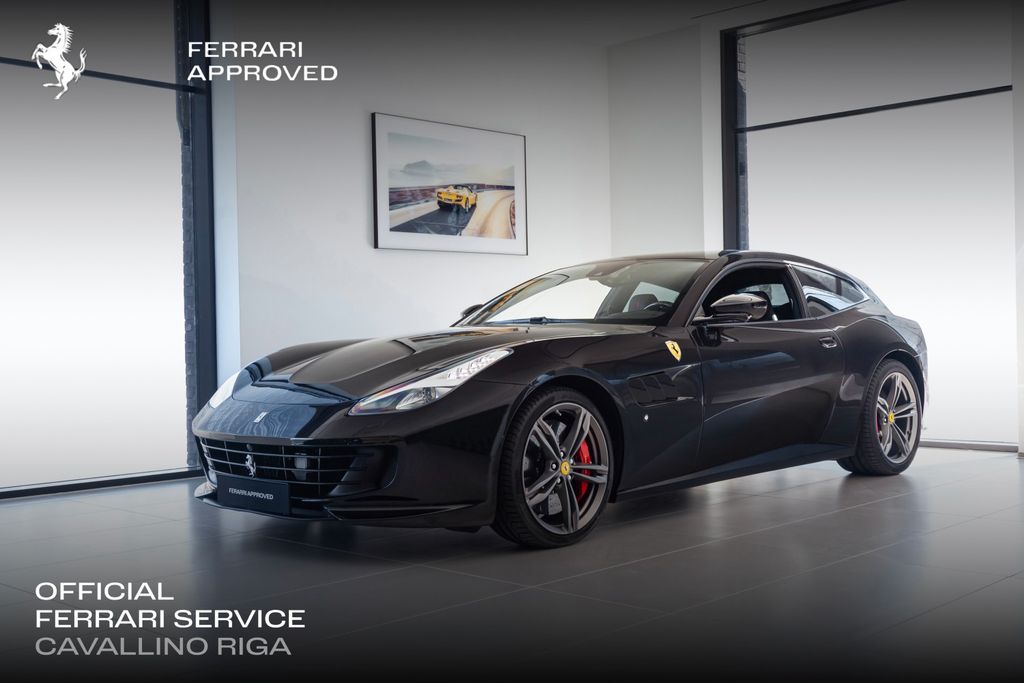 Ferrari GTC4Lusso 2020