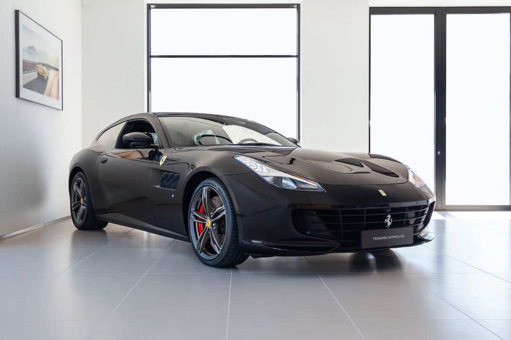 Ferrari GTC4Lusso 2020