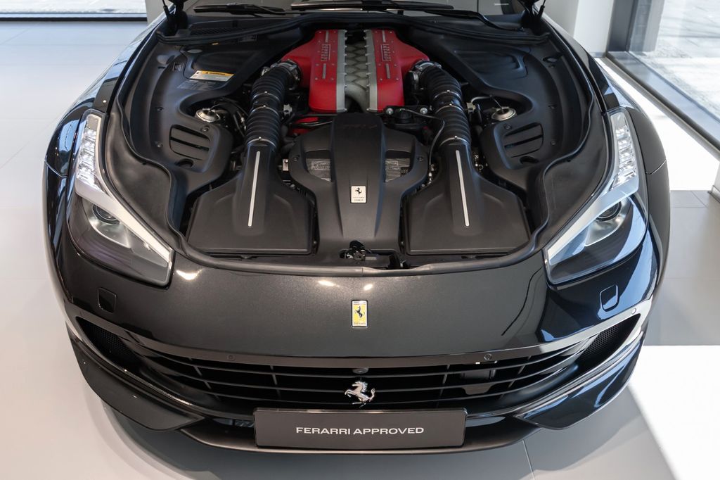 Ferrari GTC4Lusso 2020