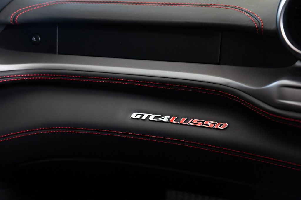 Ferrari GTC4Lusso 2020