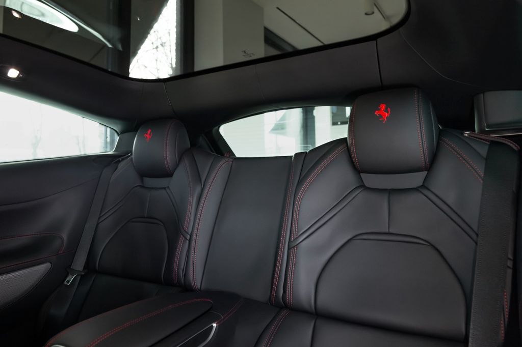 Ferrari GTC4Lusso 2020