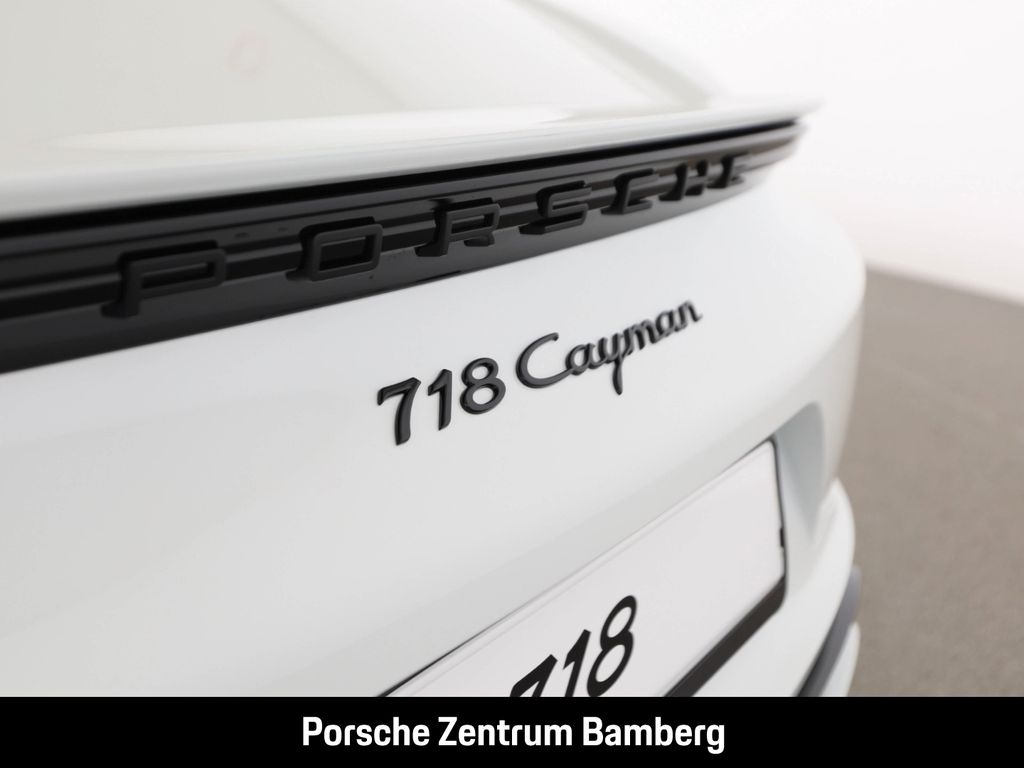 Porsche Cayman 2025