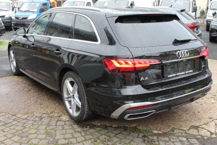 Audi A4 2022
