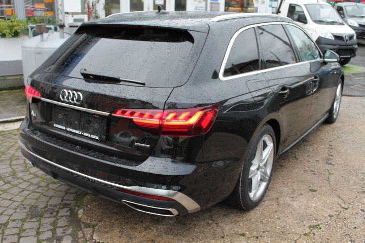 Audi A4 2022