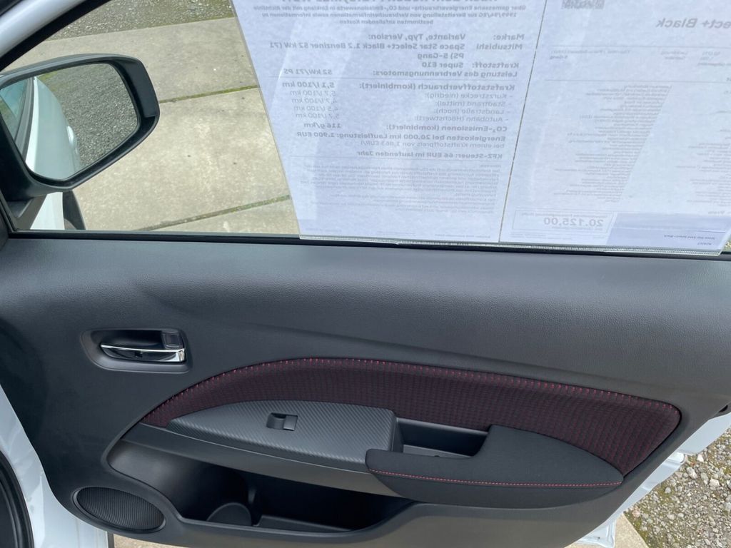 Mitsubishi Space Star 2024