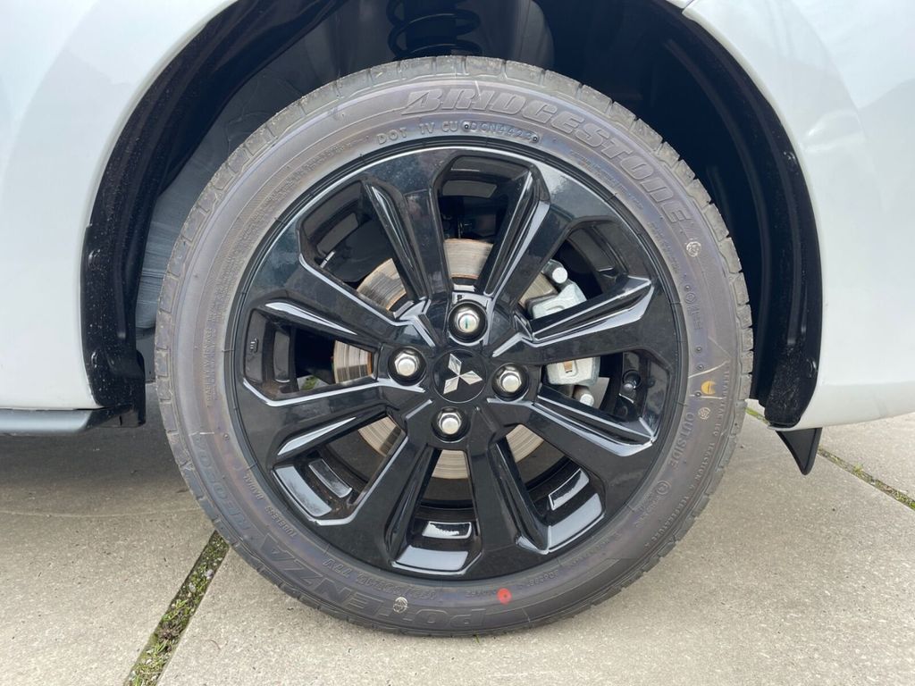 Mitsubishi Space Star 2024