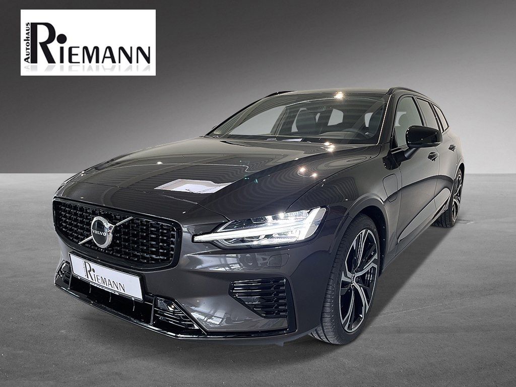 Volvo V60 2025