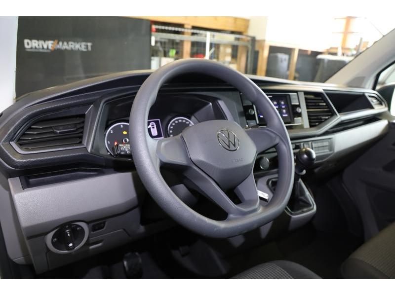 Volkswagen T6 Transporter 2024