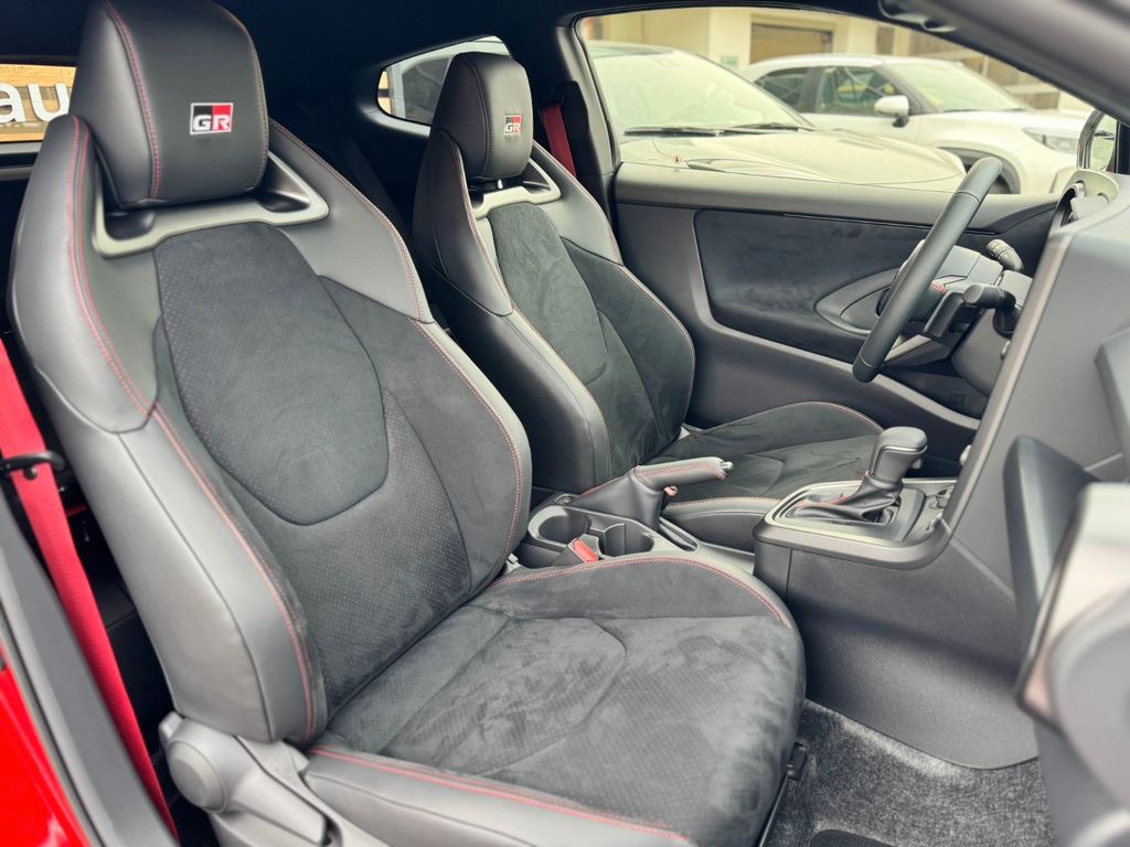 Toyota Yaris 2024