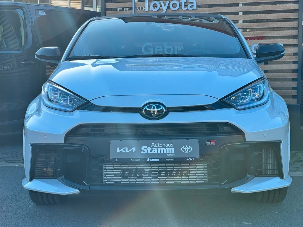 Toyota Yaris 2024